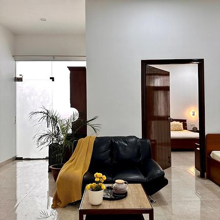 Teak Stays Tulsa Bhawan Allāhābād Junction Exteriér fotografie