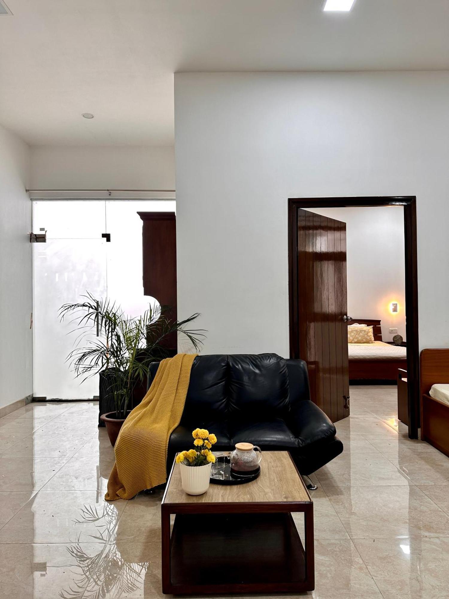 Teak Stays Tulsa Bhawan Allāhābād Junction Exteriér fotografie